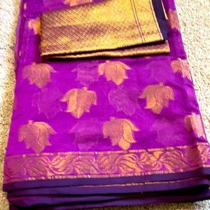 Pure fancy banaras silk Saree on sale with shimmer golden blouse piece.